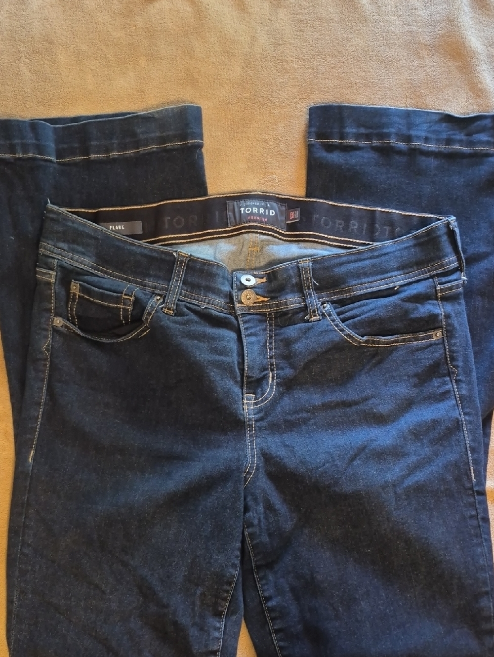 Torrid Dark Blue Flare Wide-Leg Jeans SZ 16R